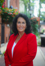 Real Estate Agent Jane K. Ginter
